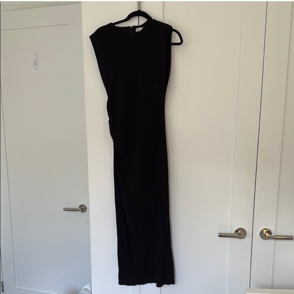 ZARA shoulder padded midi dress with rushed detail at waist